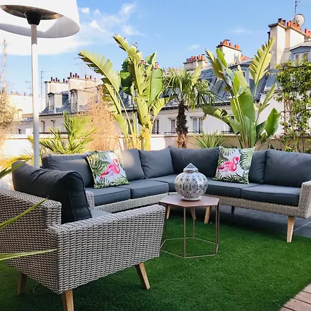Beautiful Place With Breathtaking Private Rooftop Terrace 210m2 In Of * Parigi