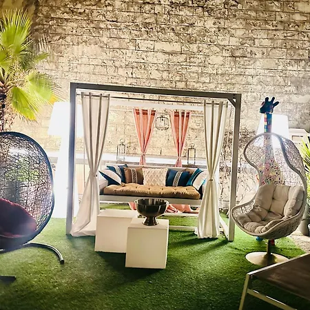 Beautiful Place With Breathtaking Private Rooftop Terrace 210m2 In Of *
